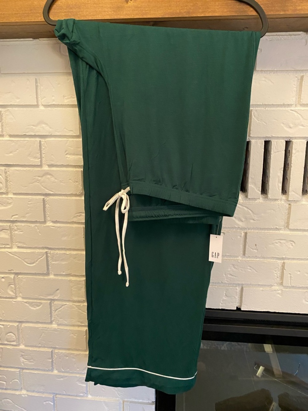 NWT GAP XL Tall Women’s Forest Green Lounge Pants Pajamas with White Drawstring